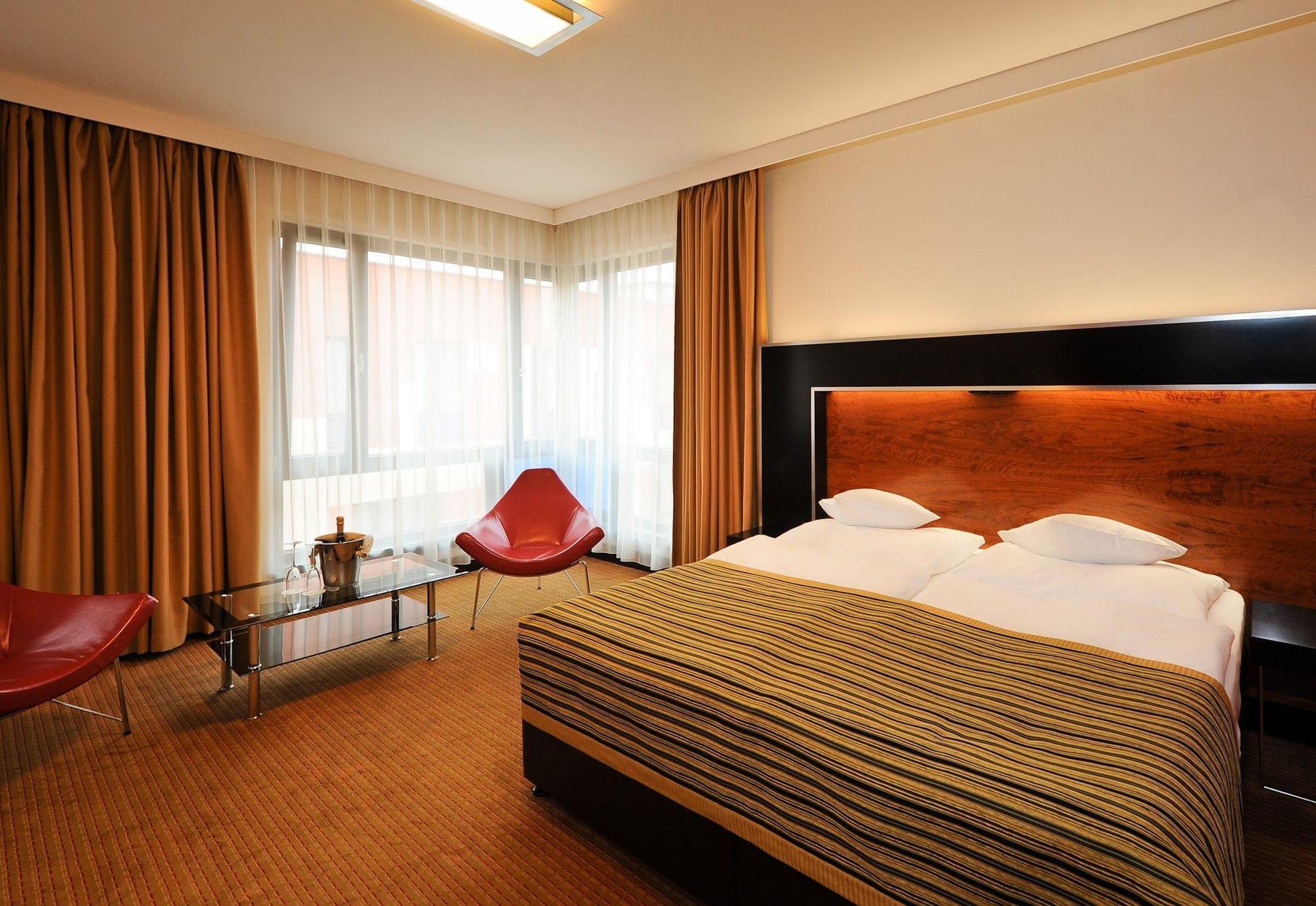 Grand Majestic Hotel Prague Room photo
